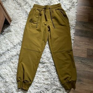 Old Navy High Waisted Stretch Tech Joggers- Utility Moss - Like New